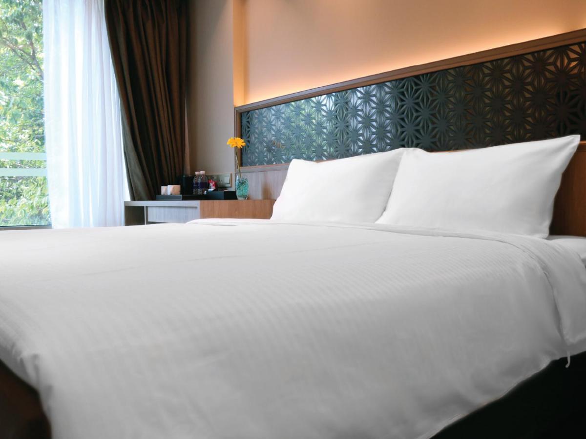Aqueen Prestige Jalan Besar Hotel Singapur